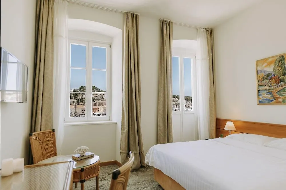 Hotel Apoksiomen Mali Lošinj 4*,